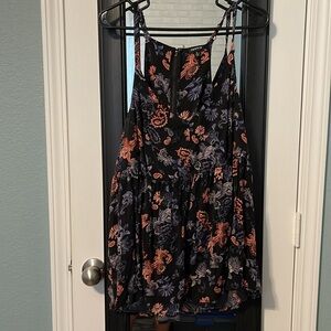 Torrid size 2 peplum top in black